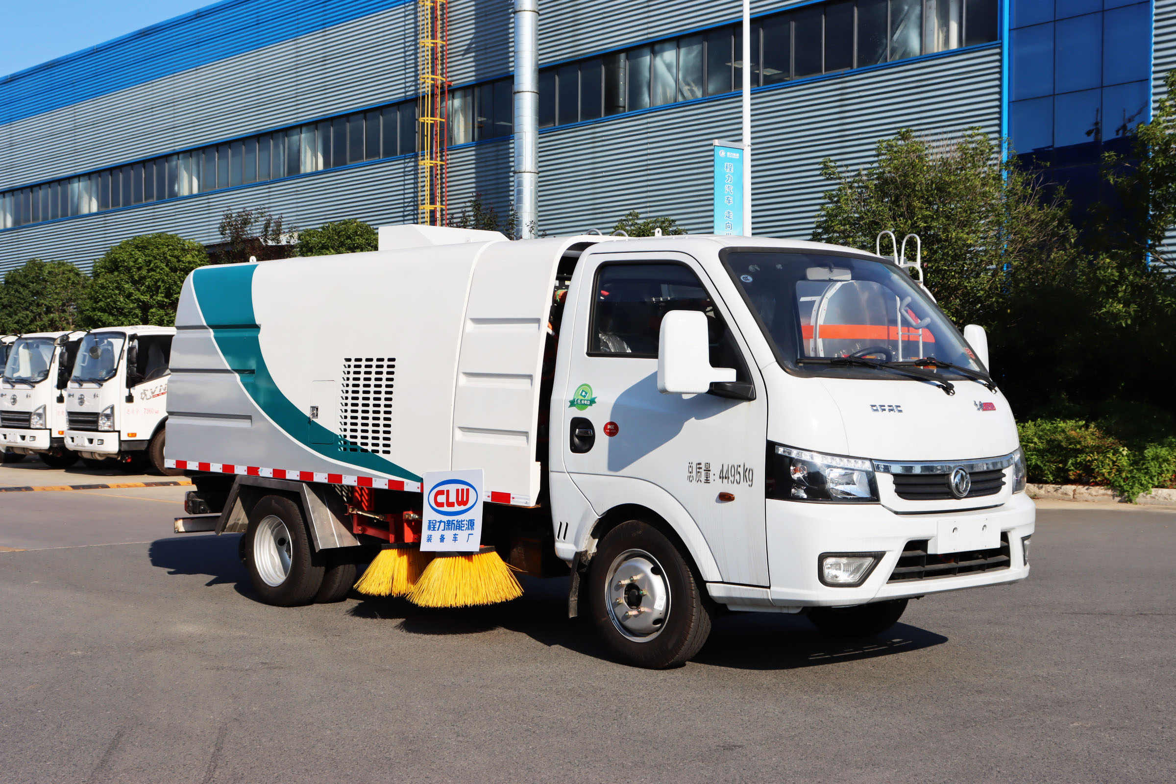 東風(fēng)途逸純電動(dòng)2.5方掃路車